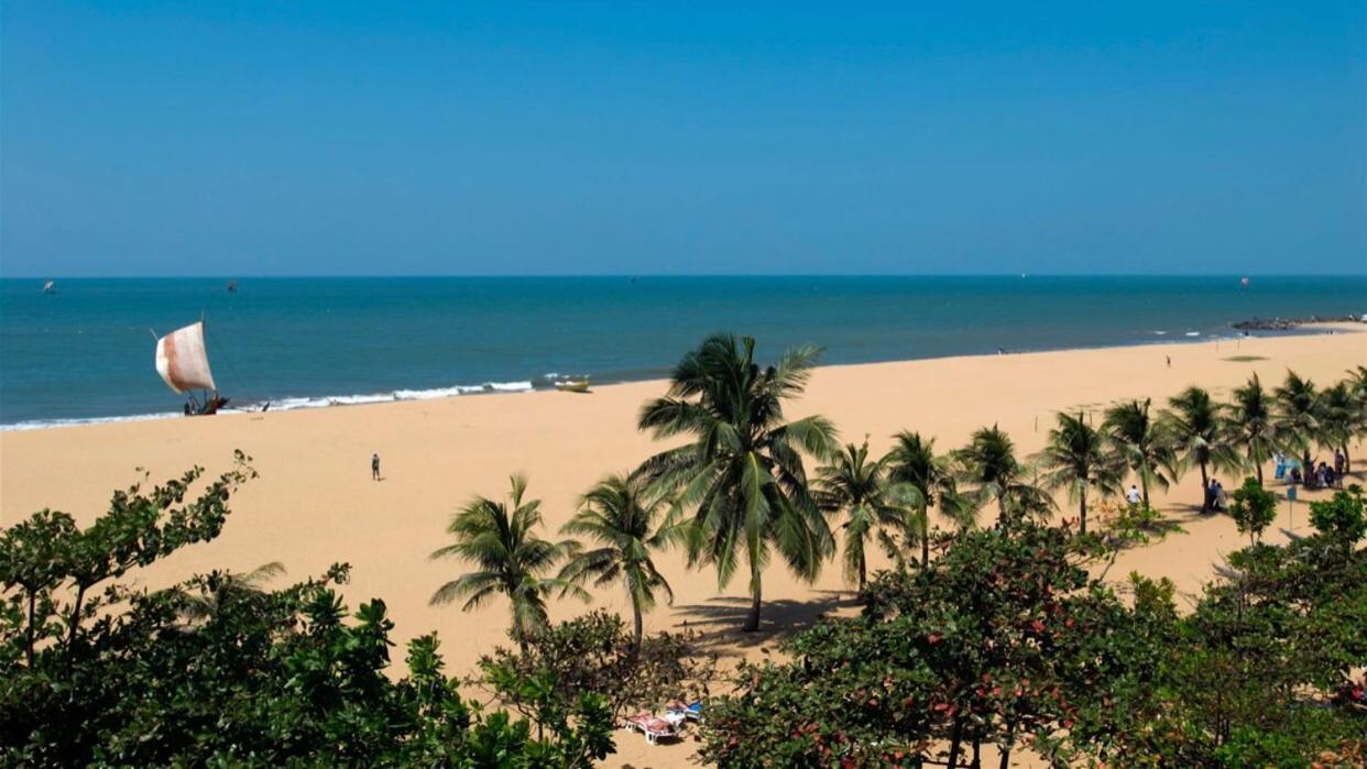 Shenys Beach Villa Negombo Exterior foto